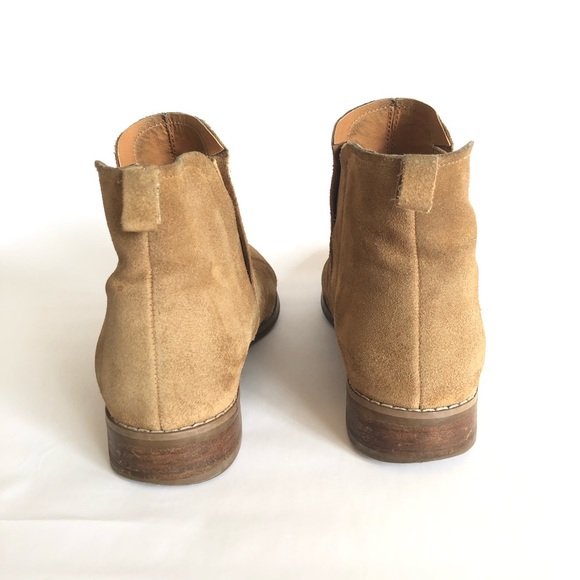Urban Outfitters tan suede bootie - Picture 4 of 8